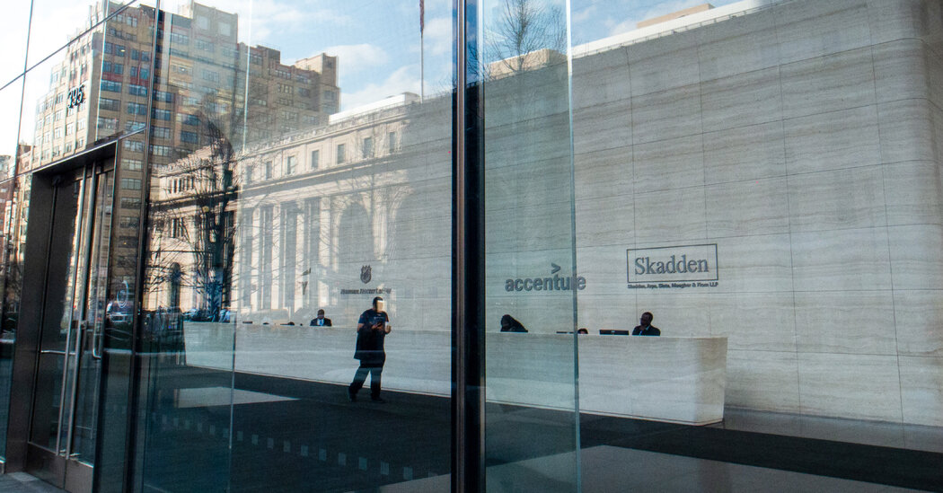 Recruitment Challenges Loom for Paul Weiss and Skadden