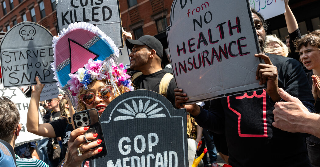 Survey: 11% of Americans Can't Afford Medication